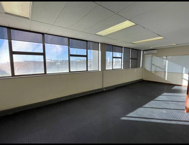 BUSINESS PROPERTY TO RENT IN GATEWAY INDUSTRIAL PARK